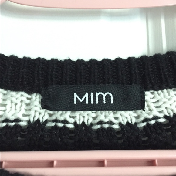 Knitted sweater - Picture 2 of 2